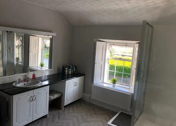 Old Parochial House Landsted